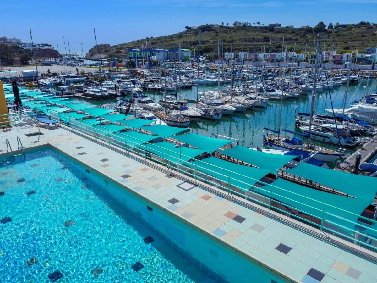 Luxury 1 Bedroom Apartment, Marina De Αλμπουφέιρα Εξωτερικό φωτογραφία